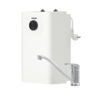 STIEBEL ELTRON unpressurized small storage tank SNU 5 Plus with single-lever fitting MAE-K for sink, anti-drip and thermostop function, with plug, under-sink boiler 5 liters low pressure, 2 kW, 204976